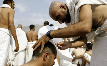 shaving-in-umrah